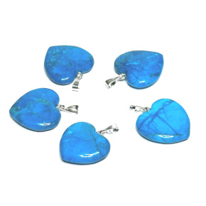 Tyrkenit Srdce Prívesok prírodný kameň 20 mm, kameň mladých ľudí, ktorí hľadajú životný cieľ