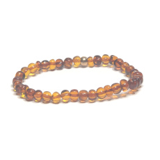 Jantár baltický koňak náramok elastický prírodný, nuget nepravidelný cca 5 mm / 16 - 17 cm, tuhé slnečné svetlo