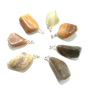 Mesačný kameň Troml prívesok prírodný kameň M 3-3,5 cm, kvalita AA, kameň osudu