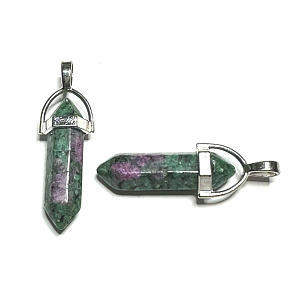 Anyolit / Rubín v zoisite kyvadlo šesťuholník prívesok prírodný kameň 41 x 13 mm, uľaví v čase smútku