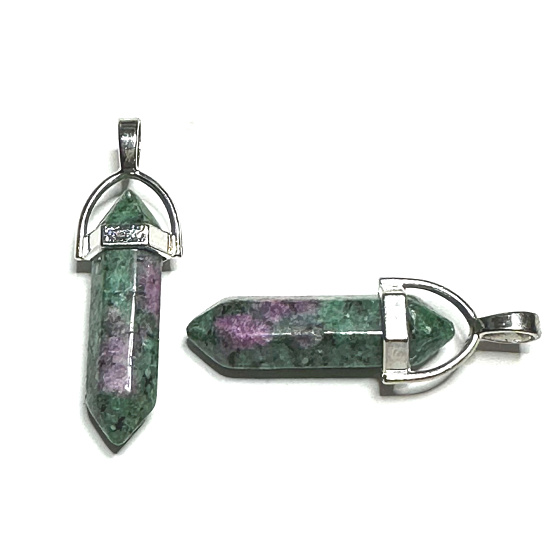 Anyolit / Rubín v zoisite kyvadlo šesťuholník prívesok prírodný kameň 41 x 13 mm, uľaví v čase smútku