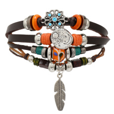 Kožený viacvrstvový náramok, pierko + symbol mesiaca/slnka, nastaviteľná veľkosť