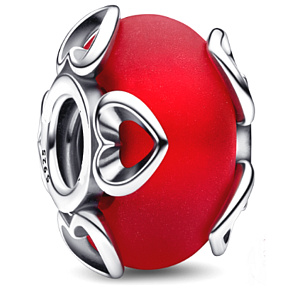 Prívesok Striebro 925 Matné červené srdce s muránskymi srdiečkami, korálik lásky na náramku Prívesok Striebro 925 Matné červené srdce s muránskymi srdiečkami, korálik lásky na náramku