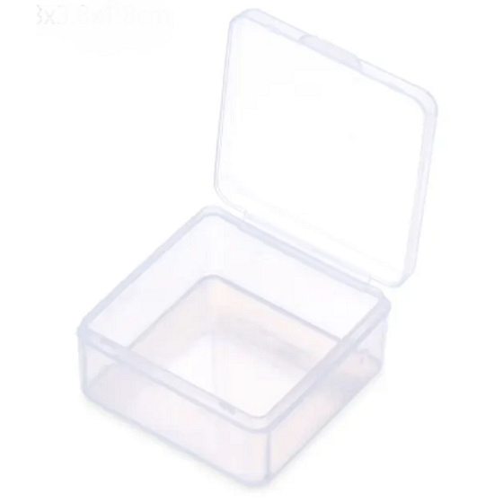 Plastová krabička číra 4,3 x 4,3 x 2 cm 1 kus