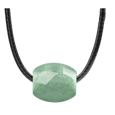 Jadeit Barmský zelený prírodný kameň korálka na koži 1,5 x 1,4 cm, láska šťastie