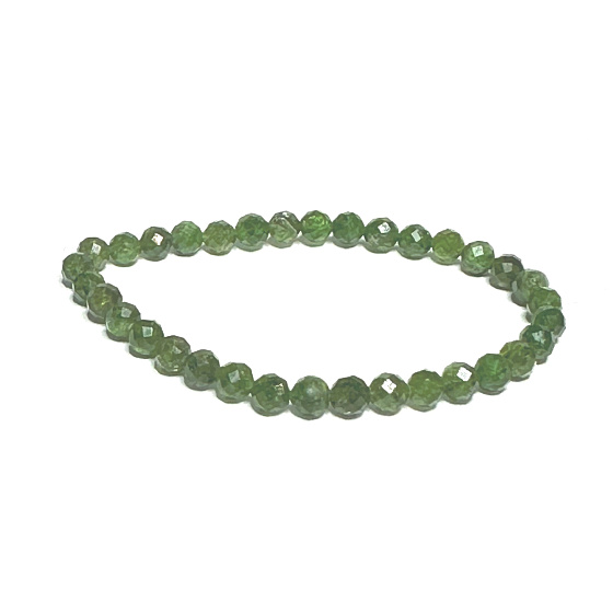 Diopsid fazetový náramok elastický prírodný kameň, korálik 5 mm / 16-17 cm, dvojitý čistiaci kameň