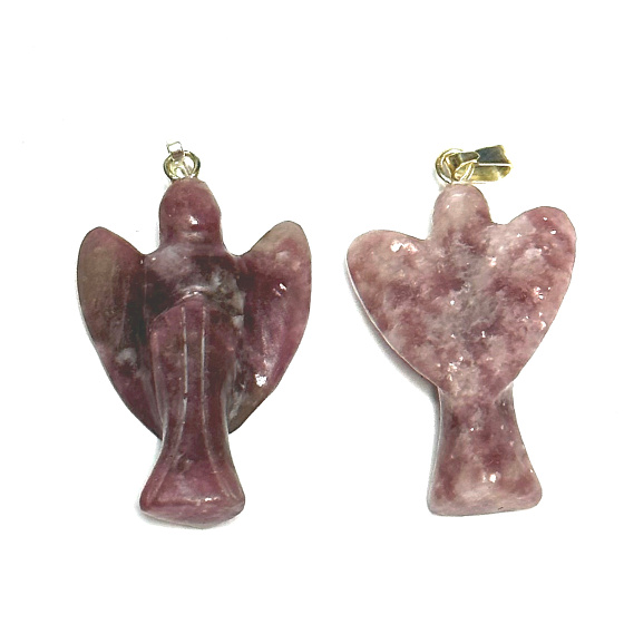 Lepidolit Anjel strážca prívesok prírodný kameň ručne brúsený 25 x 21 x 5 mm, amulet športovcov