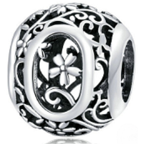 Striebro 925 Magické písmeno abecedy O s kvetmi, korálik na náramok