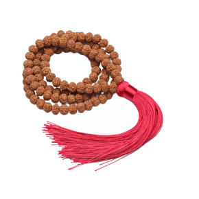 108 Mala Rudraksha meditační šperk, přírodní náhrdelník, ruční výroba, korálek 8 mm, střapec 8 cm 108 Mala Rudraksha meditační šperk, přírodní náhrdelník, ruční výroba, korálek 8 mm, střapec 8 cm
