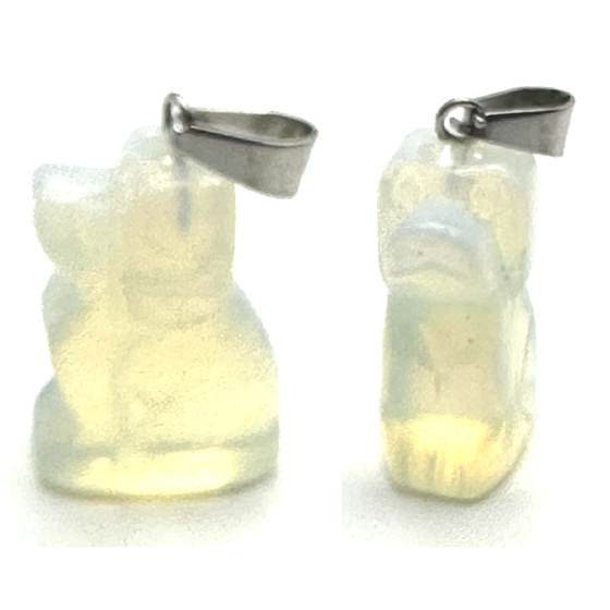 Opalit Pes prívesok syntetický kameň, ručne brúsená figúrka 1,8 x 2,5 x 8 mm, kameň želania a nádeje