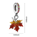 Prívesok zo striebra 925 Farby jesene - jesenný list, javorový list, prívesok na náramok
