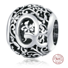 Striebro 925 Magické písmeno abecedy Q s kvetmi, korálik na náramok