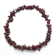 Granátový náramok elastický sekaný prírodný kameň 19 cm, kameň ohňa, lásky