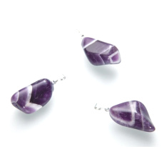 Ametyst Malawi Trommel prívesok prírodný kameň M, cca 2,5 cm, kameň kráľov a biskupov