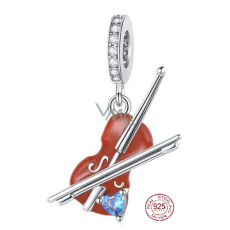 Strieborný prívesok 925 husle, prívesok na náramku