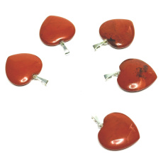 Jaspis červené srdce prívesok prírodný kameň, 2 cm 1 kus, plná starostlivosť kameň