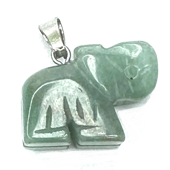 Avanturín zelený prívesok Slon prírodný kameň, ručne brúsená figúrka 1,8 x 2,5 x 8 mm, kameň pre šťastie