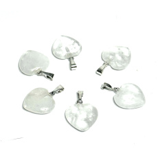 Krištáľ Srdce prívesok prírodný kameň 15 mm, kameň kameňov