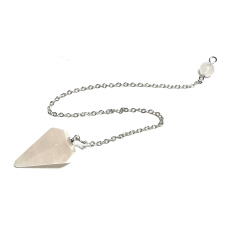 Ružové kyvadlo z prírodného kameňa 2,5 cm + 18 cm retiazka s korálkami, kameň lásky