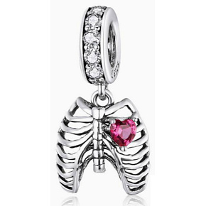 Prívesok zo striebra 925 Srdce symbol lásky, odvahy, statočnosti, odvahy, sebaobetovania, prívesok náramok lásky